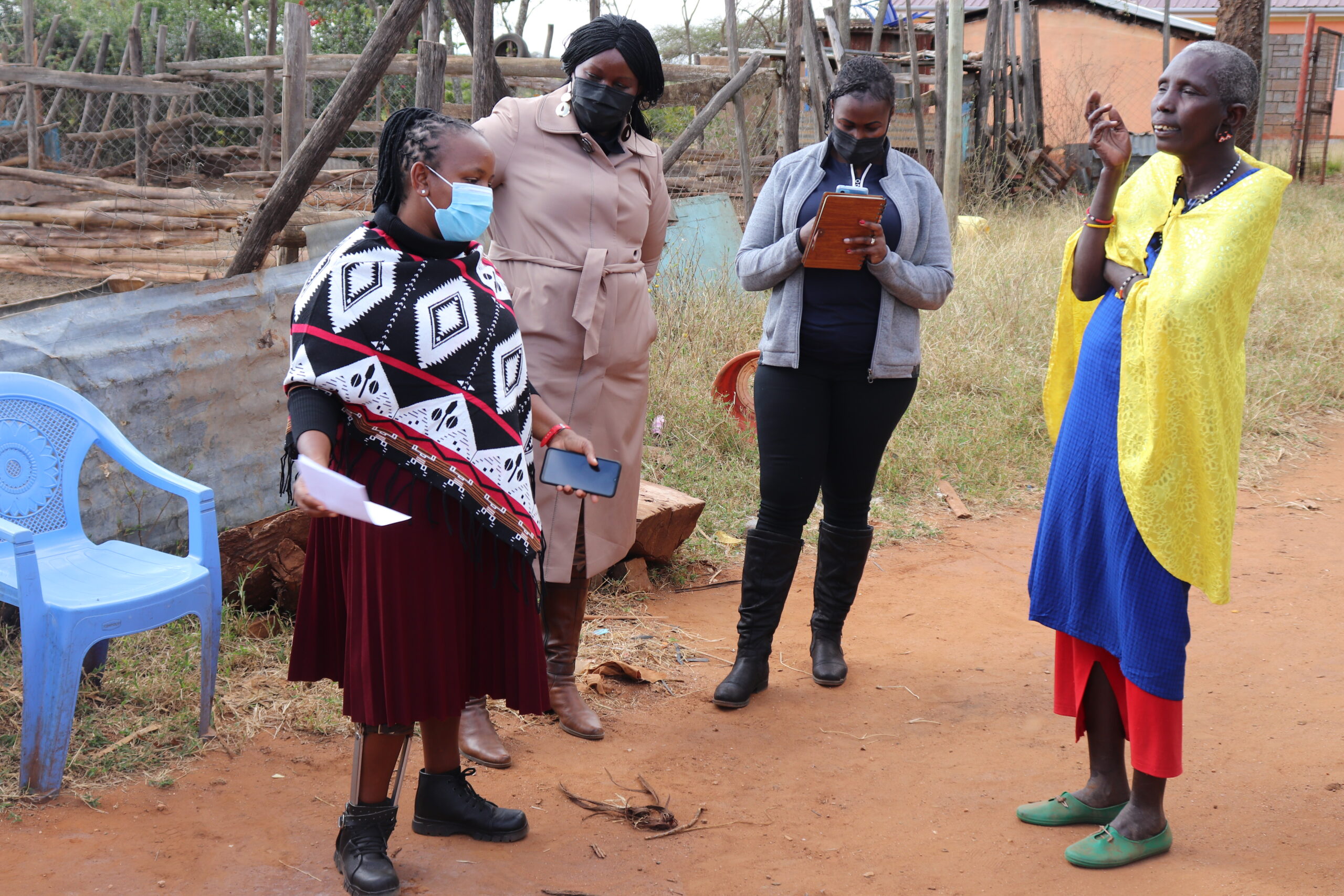 Pionier Cecilia bezoekt een afgelegen dorp in Kenia.